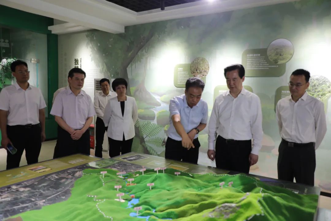 黃楚平到肇慶開展省森林保護(hù)管理?xiàng)l例立法調(diào)研 為深入推進(jìn)綠美廣東生態(tài)建設(shè)提供堅(jiān)實(shí)法治保障