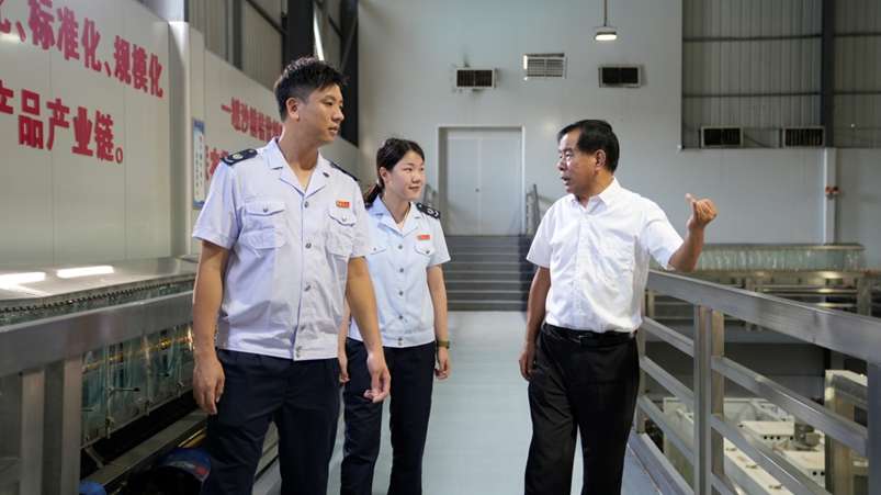 廣東肇慶四會(huì)稅務(wù)護(hù)航軍創(chuàng)企業(yè)走好發(fā)展路