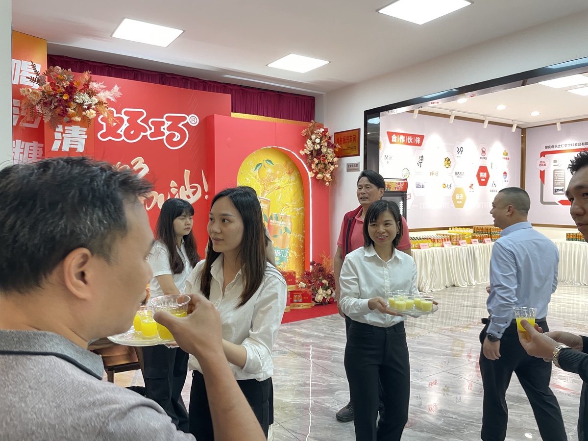 香港大沙同鄉(xiāng)會會長袁廣倫返鄉(xiāng)走訪調(diào)研